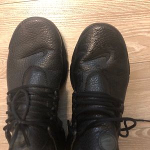 All black leather Nike Presto size 8